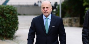 Με Ηλιόπουλο και Αλαφούζο η συνεδρίαση της Επιτροπής Επαγγελματικού Ποδοσφαίρου Με Ηλιόπουλο και Αλαφούζο η συνεδρίαση της Επιτροπής Επαγγελματικού Ποδοσφαίρου