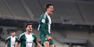 Με φοβερή ανατροπή στο δεύτερο ημίχρονο τίμησε τον Δομάζο και έφτασε στο -1 από την κορυφή (3-2) Με φοβερή ανατροπή στο δεύτερο ημίχρονο τίμησε τον Δομάζο και έφτασε στο -1 από την κορυφή (3-2)
