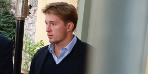 Κωνσταντίνος Αλέξιος Ντε Γκρες: Ετοιμάζεται να φορέσει τα χακί - Σε ποια μονάδα θα υπηρετήσει Κωνσταντίνος Αλέξιος Ντε Γκρες: Ετοιμάζεται να φορέσει τα χακί - Σε ποια μονάδα θα υπηρετήσει