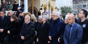 Βασίλης Καλογήρου: Η «εξομολόγηση» της μητέρας και ο συγκλονιστικός διάλογος με την Καρυστιανού Βασίλης Καλογήρου: Η «εξομολόγηση» της μητέρας και ο συγκλονιστικός διάλογος με την Καρυστιανού