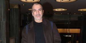 Κουδουνάρης: «Είναι ξεφτίλα επειδή κάποιος είναι γνωστός να απαιτεί να του δώσω δωρεάν τα ρούχα μου» Κουδουνάρης: «Είναι ξεφτίλα επειδή κάποιος είναι γνωστός να απαιτεί να του δώσω δωρεάν τα ρούχα μου»