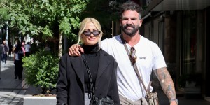 Τούνη για εξώδικο Αλεξάνδρου: «Θα μιλήσω όταν το αποφασίσω... Αυτό που κάνετε με πιέζει πάρα πολύ» Τούνη για εξώδικο Αλεξάνδρου: «Θα μιλήσω όταν το αποφασίσω... Αυτό που κάνετε με πιέζει πάρα πολύ»