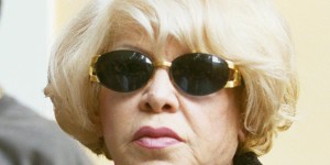 Απίστευτο: Σφράγισαν λάθος διαμέρισμα αντί για το σπίτι της Καίτης Γκρέυ στη Νέα Σμύρνη Απίστευτο: Σφράγισαν λάθος διαμέρισμα αντί για το σπίτι της Καίτης Γκρέυ στη Νέα Σμύρνη