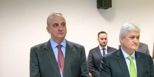 Αφοί Σαράντη (Όλυμπος): Οι κυνηγοί των συνεταιρισμών Αφοί Σαράντη (Όλυμπος): Οι κυνηγοί των συνεταιρισμών