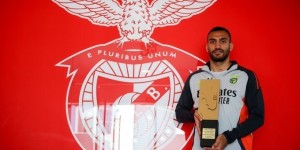 Βαγγέλης Παυλίδης: Ψηφίστηκε ως ο κορυφαίος παίχτης της Πορτογαλίας για τον Φεβρουάριο Βαγγέλης Παυλίδης: Ψηφίστηκε ως ο κορυφαίος παίχτης της Πορτογαλίας για τον Φεβρουάριο
