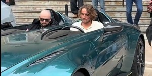 Ο Τσιτσιπάς και η Aston Martin με την εξωπραγματική τιμή – Η αλήθεια πίσω από το βίντεο Ο Τσιτσιπάς και η Aston Martin με την εξωπραγματική τιμή – Η αλήθεια πίσω από το βίντεο