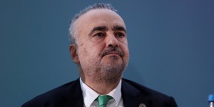 Μόνος με την παράταξή του ο Βερβεσός στην ανακοίνωση του ΔΣΑ για τα Τέμπη Μόνος με την παράταξή του ο Βερβεσός στην ανακοίνωση του ΔΣΑ για τα Τέμπη