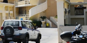 Μυστηριώδης κλοπή σε πολυτελές ξενοδοχείο στη Ρόδο - Έκαναν «φτερά» πάνω από 40.000 ευρώ Μυστηριώδης κλοπή σε πολυτελές ξενοδοχείο στη Ρόδο - Έκαναν «φτερά» πάνω από 40.000 ευρώ