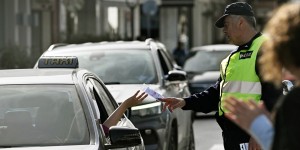 Πάσχα: Χιλιάδες έλεγχοι και κατασχέσεις κροτίδων, μείωση στα τροχαία - Η ανάρτηση Χρυσοχοΐδη Πάσχα: Χιλιάδες έλεγχοι και κατασχέσεις κροτίδων, μείωση στα τροχαία - Η ανάρτηση Χρυσοχοΐδη