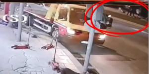 Ανατροπή από Μπαλάσκα στο τροχαίο στου Ρέντη: Η 12χρονη ήταν με τη μητέρα της - Δεν καθάριζε τζάμια Ανατροπή από Μπαλάσκα στο τροχαίο στου Ρέντη: Η 12χρονη ήταν με τη μητέρα της - Δεν καθάριζε τζάμια