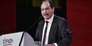 Σπέκουλες συριζαίων με τον Σπίρτζη και τη δικογραφία για τα Τέμπη Σπέκουλες συριζαίων με τον Σπίρτζη και τη δικογραφία για τα Τέμπη