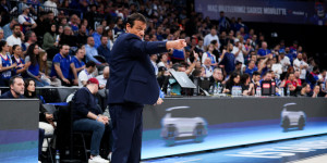 Αταμάν: «Αυτό είπα στον Ναν - Η Εφές δεν εγκαταλείπει τη σειρά» Αταμάν: «Αυτό είπα στον Ναν - Η Εφές δεν εγκαταλείπει τη σειρά»