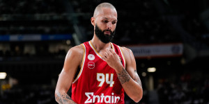 Χωρίς Φουρνιέ κόντρα στην ΑΕΚ ο Ολυμπιακός Χωρίς Φουρνιέ κόντρα στην ΑΕΚ ο Ολυμπιακός
