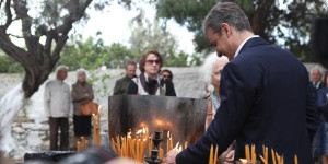 Ο Μητσοτάκης κάνει προεκλογική εκστρατεία και ας λέει ό,τι θέλει το Μαξίμου Ο Μητσοτάκης κάνει προεκλογική εκστρατεία και ας λέει ό,τι θέλει το Μαξίμου