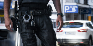 Χρυσοχοΐδης για το ελληνικό FBI: Εξαρθρώθηκαν 60 εγκληματικές οργανώσεις μέσα σε 7 μήνες Χρυσοχοΐδης για το ελληνικό FBI: Εξαρθρώθηκαν 60 εγκληματικές οργανώσεις μέσα σε 7 μήνες