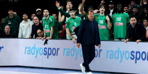 Ο Μπάνκι... τσίμπησε στο «δόλωμα» του Αταμάν και ο Παναθηναϊκός ετοιμάζεται για Άμπου Ντάμπι Ο Μπάνκι... τσίμπησε στο «δόλωμα» του Αταμάν και ο Παναθηναϊκός ετοιμάζεται για Άμπου Ντάμπι