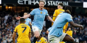Η Μάντσεστερ Σίτι νίκησε την Γουλβς (1-0) κι έκανε... άλμα για το Champions League Η Μάντσεστερ Σίτι νίκησε την Γουλβς (1-0) κι έκανε... άλμα για το Champions League