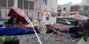 Παραλίγο τραγωδία στο Ηράκλειο: Μπαλκόνι έπεσε πάνω σε πάγκο λαϊκής αγοράς Παραλίγο τραγωδία στο Ηράκλειο: Μπαλκόνι έπεσε πάνω σε πάγκο λαϊκής αγοράς