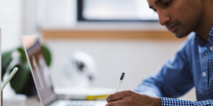 Eurοstat: Όταν όλοι ξεκουράζονται τα Σαββατοκύριακα οι Έλληνες δουλεύουν – Πρωτιά στην ΕΕ Eurοstat: Όταν όλοι ξεκουράζονται τα Σαββατοκύριακα οι Έλληνες δουλεύουν – Πρωτιά στην ΕΕ