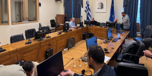 Τέμπη: Επτά ώρες για να πάρει αντίγραφο της δικογραφίας ο Σπίρτζης - Μικρό το ενδιαφέρον των βουλευτών Τέμπη: Επτά ώρες για να πάρει αντίγραφο της δικογραφίας ο Σπίρτζης - Μικρό το ενδιαφέρον των βουλευτών