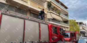 Φωτιά σε ξυλουργείο στο Περιστέρι - Έγκαιρη η επέμβαση της Πυροσβεστικής Φωτιά σε ξυλουργείο στο Περιστέρι - Έγκαιρη η επέμβαση της Πυροσβεστικής