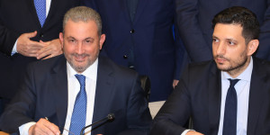Ο Όμιλος AKTOR ανέλαβε την αποκατάσταση της σιδηροδρομικής γραμμής Λάρισας – Βόλου Ο Όμιλος AKTOR ανέλαβε την αποκατάσταση της σιδηροδρομικής γραμμής Λάρισας – Βόλου