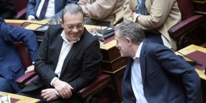 ΠΑΣΟΚ - ΣΥΡΙΖΑ: Σχέσεις στο ναδίρ, οργή των συριζαίων για τον Γερουλάνο ΠΑΣΟΚ - ΣΥΡΙΖΑ: Σχέσεις στο ναδίρ, οργή των συριζαίων για τον Γερουλάνο