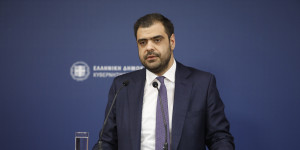 Μαρινάκης για Κωνσταντοπούλου: Αίσχος και ντροπή η δήλωσή της για την αίθουσα του Παύλου Μπακογιάννη Μαρινάκης για Κωνσταντοπούλου: Αίσχος και ντροπή η δήλωσή της για την αίθουσα του Παύλου Μπακογιάννη