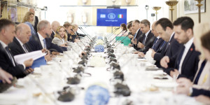 Η συμφωνία της Ρώμης και η αθόρυβη δουλειά υπό ασφυχτική κοινωνική πίεση Η συμφωνία της Ρώμης και η αθόρυβη δουλειά υπό ασφυχτική κοινωνική πίεση