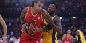 Ο Πρίντεζης απαντά στο Athletiko για την πιθανότητα ελληνικού «εμφυλίου» στον τελικό της Euroleague (video) Ο Πρίντεζης απαντά στο Athletiko για την πιθανότητα ελληνικού «εμφυλίου» στον τελικό της Euroleague (video)