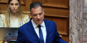 «Οι άντρες πρέπει να βελτιώνονται»: Η παραδοχή του Άδωνι για τη μεταμόσχευση μαλλιών «Οι άντρες πρέπει να βελτιώνονται»: Η παραδοχή του Άδωνι για τη μεταμόσχευση μαλλιών