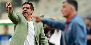 Είναι ο Ρουί Βιτόρια κατάλληλος για να παραμείνει στον Παναθηναϊκό; (vid) Είναι ο Ρουί Βιτόρια κατάλληλος για να παραμείνει στον Παναθηναϊκό; (vid)