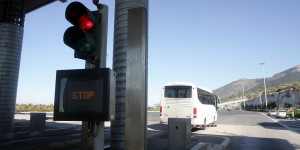 «Φωτο-έλεγχοι» σε διόδια: Έτσι η εφορία θα πιάνει τα «παράνομα» οχήματα και θα ρίχνει «καμπάνες» «Φωτο-έλεγχοι» σε διόδια: Έτσι η εφορία θα πιάνει τα «παράνομα» οχήματα και θα ρίχνει «καμπάνες»