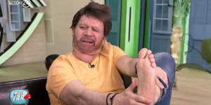 MITSI VAR: Τα καρπουζοσεμινάρια του viral αγρότη στο Big Brother MITSI VAR: Τα καρπουζοσεμινάρια του viral αγρότη στο Big Brother