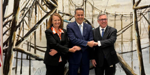 Στρατηγική στροφή στην ενέργεια: LNG και υδρογονάνθρακες στις συναντήσεις Παπασταύρου στο Τέξας Στρατηγική στροφή στην ενέργεια: LNG και υδρογονάνθρακες στις συναντήσεις Παπασταύρου στο Τέξας