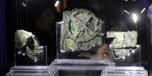 Σαν σήμερα ανακαλύφθηκε ο πρώτος υπολογιστής στην ιστορία - Πώς βρέθηκε ο Μηχανισμός των Αντικυθήρων Σαν σήμερα ανακαλύφθηκε ο πρώτος υπολογιστής στην ιστορία - Πώς βρέθηκε ο Μηχανισμός των Αντικυθήρων