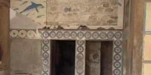 Κνωσός: Συνεχίζονται οι αντιδράσεις μετά την κατάρρευση της τοιχογραφίας των δελφινιών Κνωσός: Συνεχίζονται οι αντιδράσεις μετά την κατάρρευση της τοιχογραφίας των δελφινιών