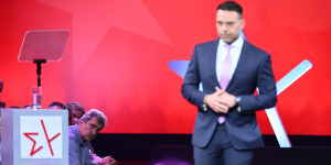 Πολάκης - Κασσελάκης: «Ραντεβού» στα δικαστήρια - «Είναι απατεώνας!» Πολάκης - Κασσελάκης: «Ραντεβού» στα δικαστήρια - «Είναι απατεώνας!»