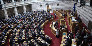 Βουλή: Ντάλα καλοκαίρι οι αποφάσεις για τον «κόφτη» στους πολυλογάδες αρχηγούς και βουλευτές Βουλή: Ντάλα καλοκαίρι οι αποφάσεις για τον «κόφτη» στους πολυλογάδες αρχηγούς και βουλευτές