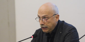 Ντε και καλά ο Ανδρουλάκης να κάνει (ένα ακόμα) πολιτικό χαρακίρι Ντε και καλά ο Ανδρουλάκης να κάνει (ένα ακόμα) πολιτικό χαρακίρι