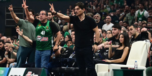 Γιαννακόπουλος στους παίκτες: «Έχετε τα αρχ..., το ταλέντο, τα πάντα - Πάμε να τους διαλύσουμε» Γιαννακόπουλος στους παίκτες: «Έχετε τα αρχ..., το ταλέντο, τα πάντα - Πάμε να τους διαλύσουμε»