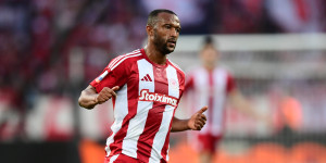 Ολυμπιακός: Ο Ελ Καμπί πρώτος σκόρερ στο Europa League - Το απίθανο «back to back» Ολυμπιακός: Ο Ελ Καμπί πρώτος σκόρερ στο Europa League - Το απίθανο «back to back»