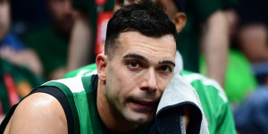 Η απογοήτευση των Σλούκα, Ναν στα τελευταία δευτερόλεπτα του ημιτελικού Η απογοήτευση των Σλούκα, Ναν στα τελευταία δευτερόλεπτα του ημιτελικού