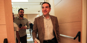 Ο Τσίπρας ήθελε πιο σκληρό κείμενο για το Ισραήλ (παρά τις ισχυρές δικές του συμφωνίες) Ο Τσίπρας ήθελε πιο σκληρό κείμενο για το Ισραήλ (παρά τις ισχυρές δικές του συμφωνίες)