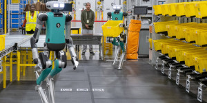Vulcan: Το νέο ρομπότ της Amazon έχει αίσθηση της αφής και έρχεται να αντικαταστήσει τον άνθρωπο Vulcan: Το νέο ρομπότ της Amazon έχει αίσθηση της αφής και έρχεται να αντικαταστήσει τον άνθρωπο
