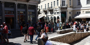 «Μετεξεταστέοι» οι 10 μεγαλύτεροι δήμοι της χώρας: Πώς βαθμολόγησαν οι πολίτες, ποιοι πήραν «άριστα» «Μετεξεταστέοι» οι 10 μεγαλύτεροι δήμοι της χώρας: Πώς βαθμολόγησαν οι πολίτες, ποιοι πήραν «άριστα»