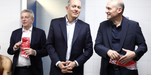 Συνελήφθη ο αντιπρόεδρος της ΚΑΕ Ολυμπιακός μετά από μήνυση της Δέσποινας Γιαννακοπούλου Συνελήφθη ο αντιπρόεδρος της ΚΑΕ Ολυμπιακός μετά από μήνυση της Δέσποινας Γιαννακοπούλου