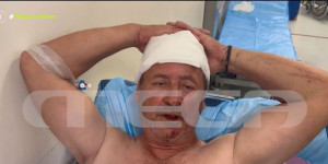 «Mε χτύπησε στο κεφάλι με μαχαίρι»: Εφιάλτης στην Τοσίτσα για τον υπάλληλο του Δήμου Αθηναίων «Mε χτύπησε στο κεφάλι με μαχαίρι»: Εφιάλτης στην Τοσίτσα για τον υπάλληλο του Δήμου Αθηναίων