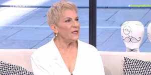 Χρύσα Ρώπα για πρώην συντρόφους της: «Έπεσα σε λαμόγια και απατεώνες, ήμουν άτυχη» Χρύσα Ρώπα για πρώην συντρόφους της: «Έπεσα σε λαμόγια και απατεώνες, ήμουν άτυχη»