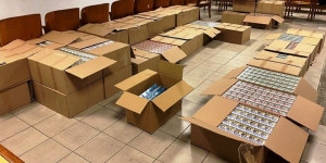 Τελωνείο Κήπων: Στη δαγκάνα 2,5 εκατ. λαθραία τσιγάρα - Τα έφεραν με τη μέθοδο «τάπας» από Τουρκία Τελωνείο Κήπων: Στη δαγκάνα 2,5 εκατ. λαθραία τσιγάρα - Τα έφεραν με τη μέθοδο «τάπας» από Τουρκία